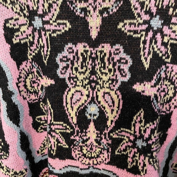 Farm Rio Sweater - Picture 7 of 9